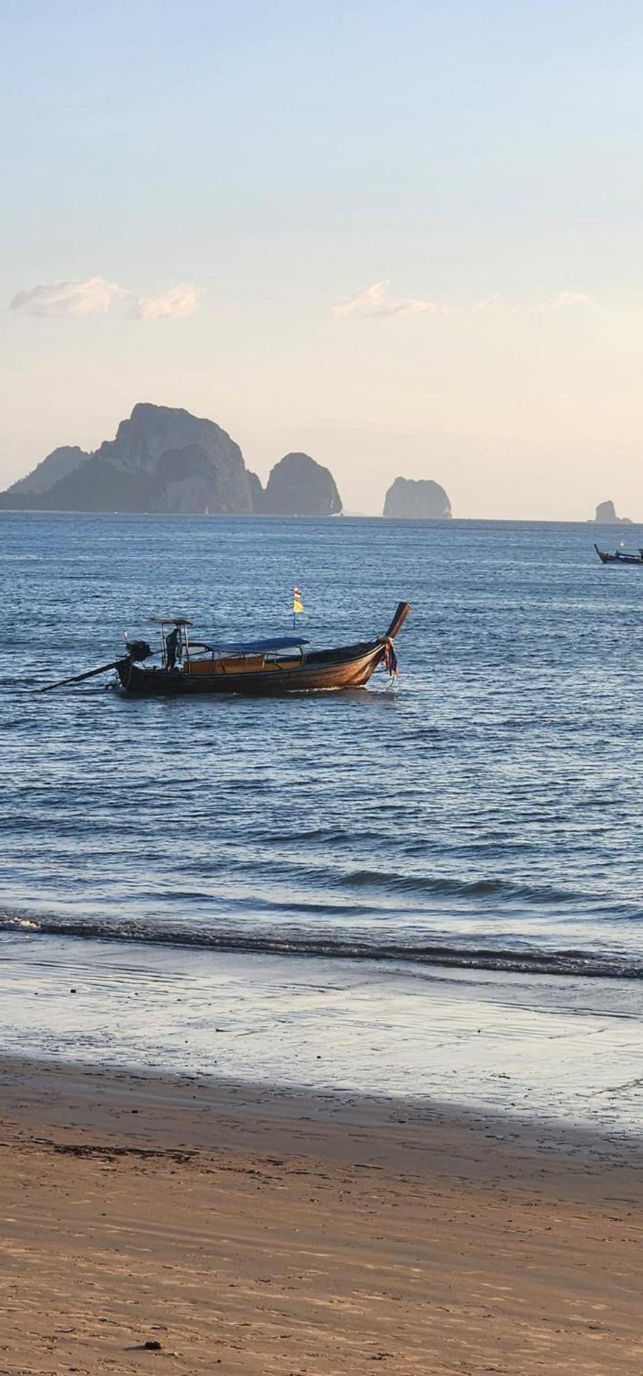 Fullmoon Beachresort Krabi Ao Nang Екстериор снимка