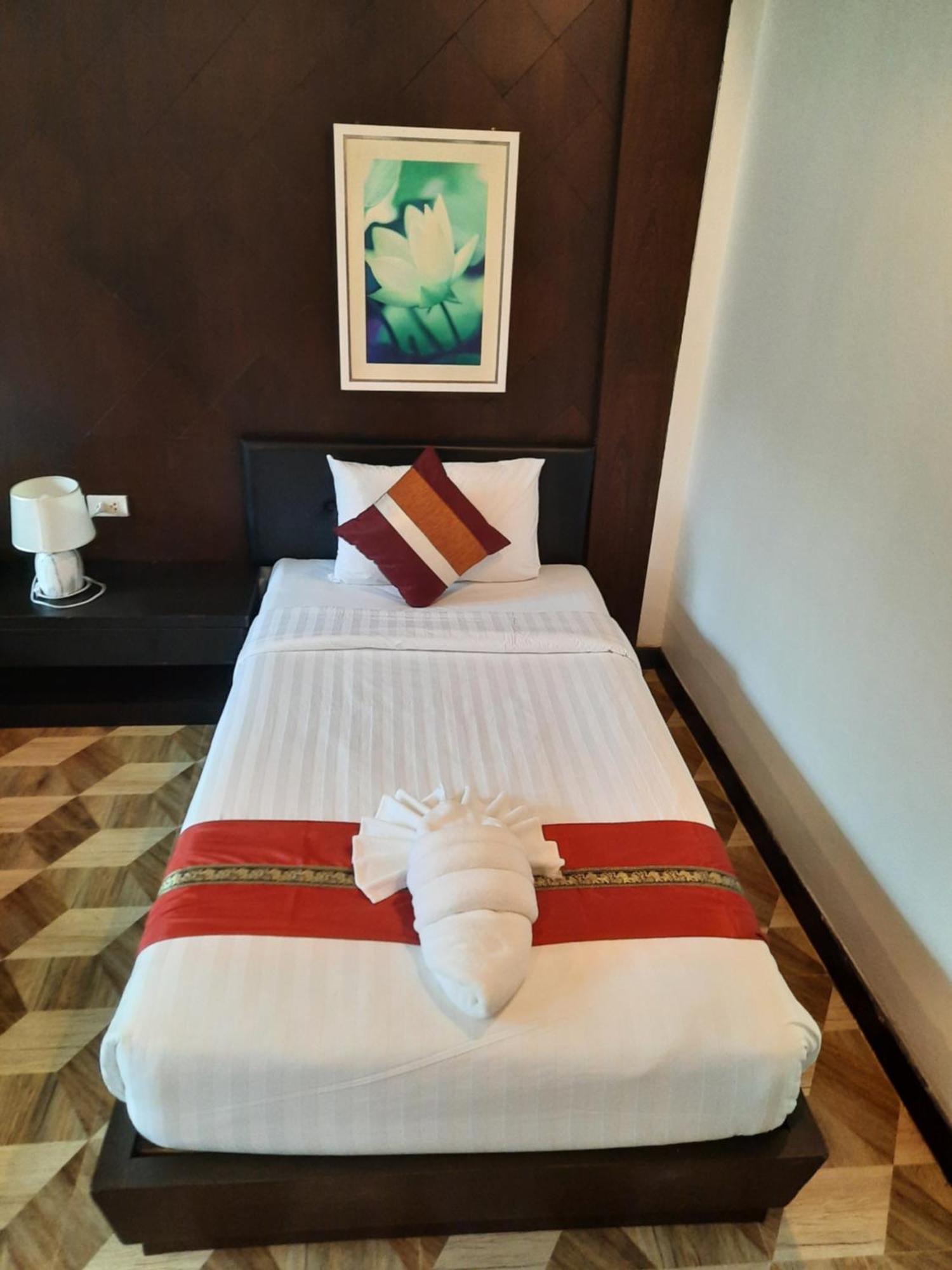 Fullmoon Beachresort Krabi Ao Nang Екстериор снимка